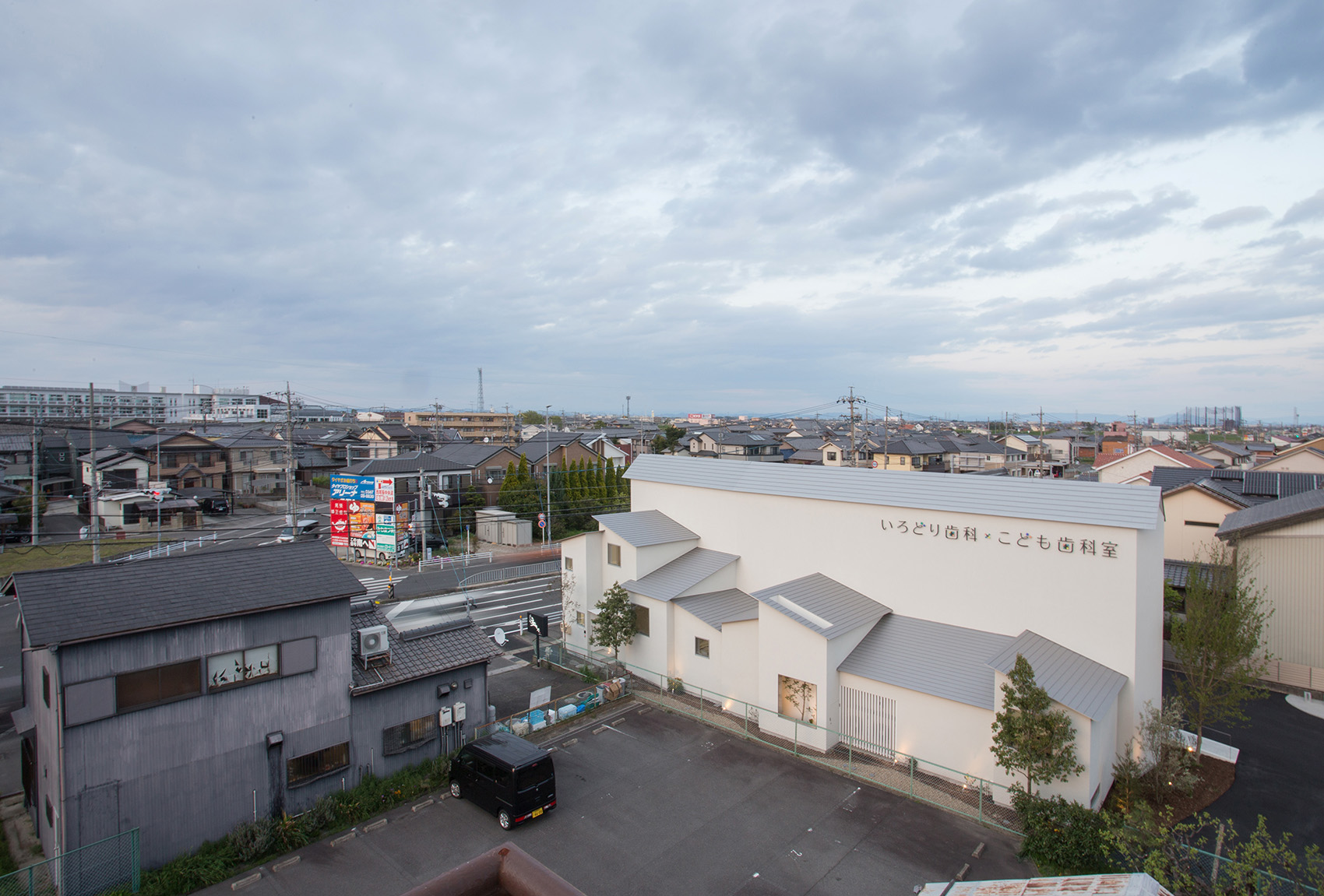 Clinic NK by 1 1 Architects