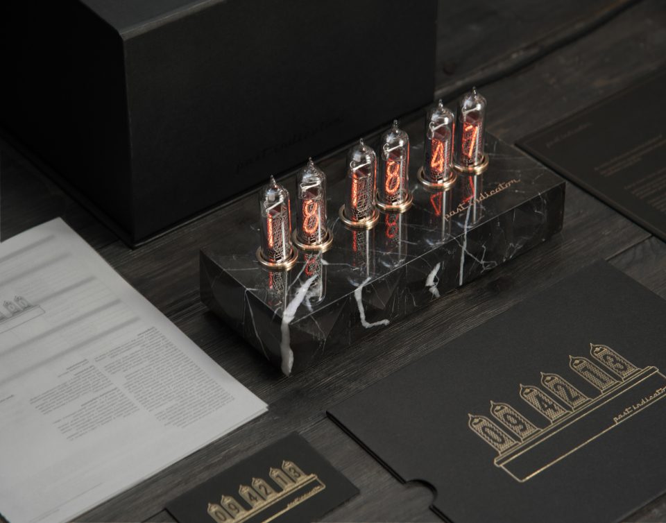 Nixie tube clock Yaroslav Misonzhnikov 1