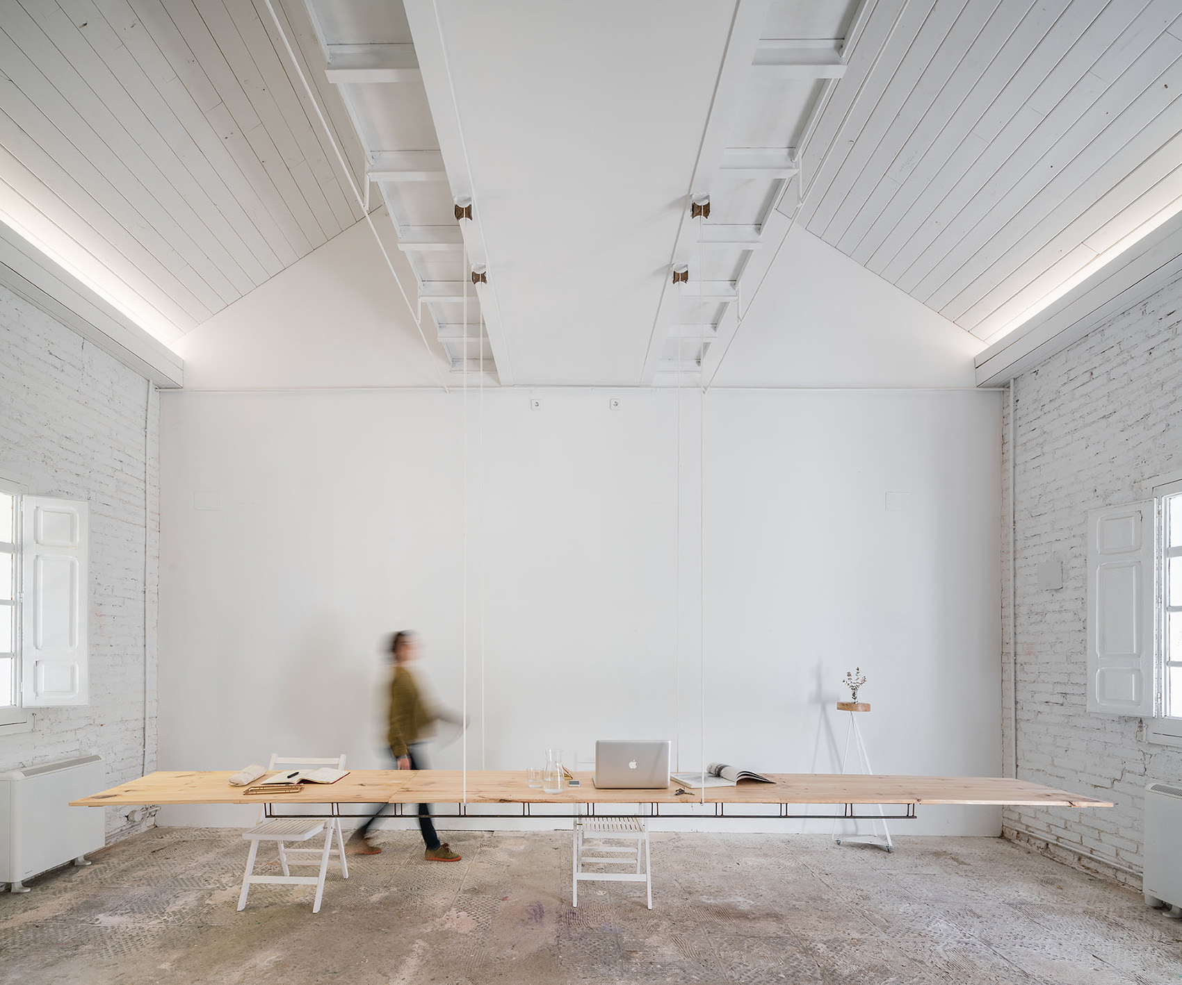 refurbishment of a small attached house by pia mendaro