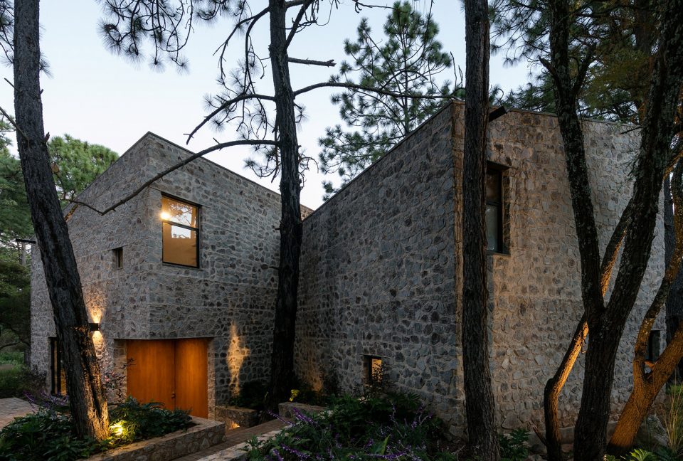 EC House by AM30 Taller de Arquitectura Stephane Arriola