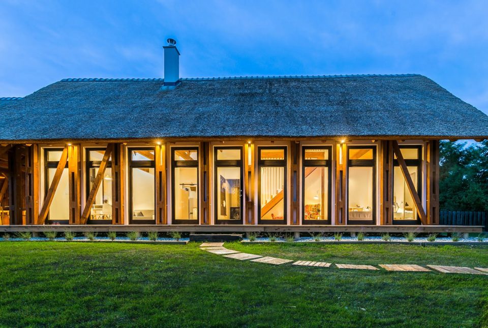 Portushome Guesthouse by Barna Architects