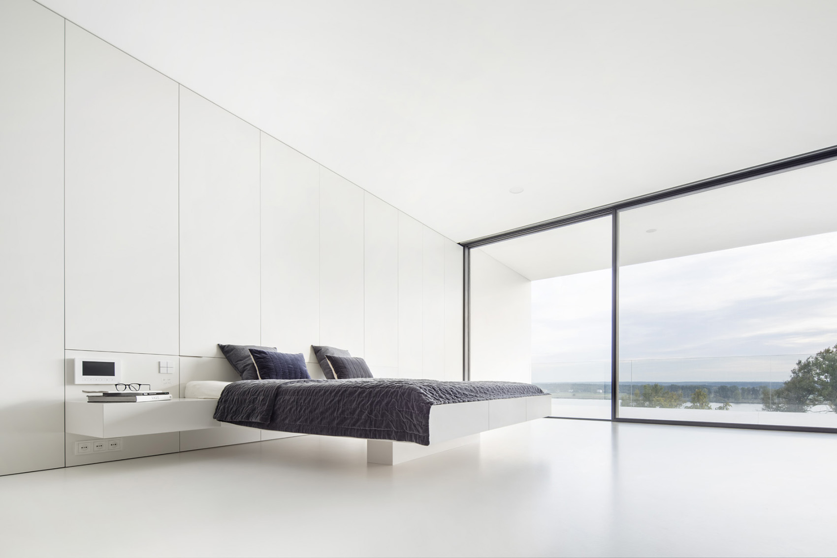 By the Way House by KWK PROMES