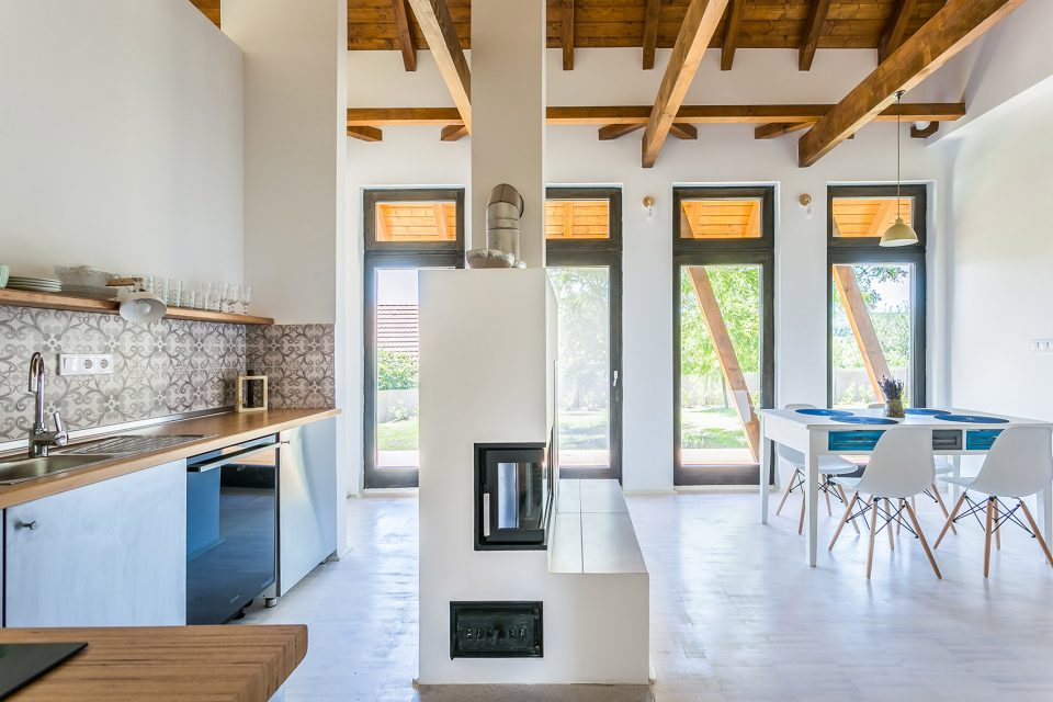 Portushome Guesthouse by Barna Architects