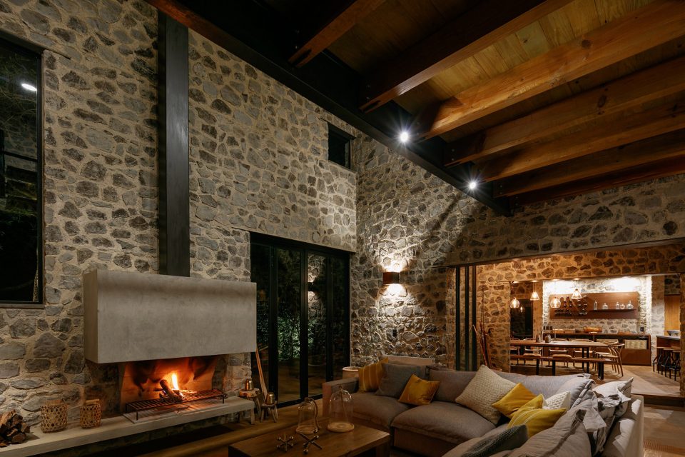 EC House by AM30 Taller de Arquitectura Stephane Arriola