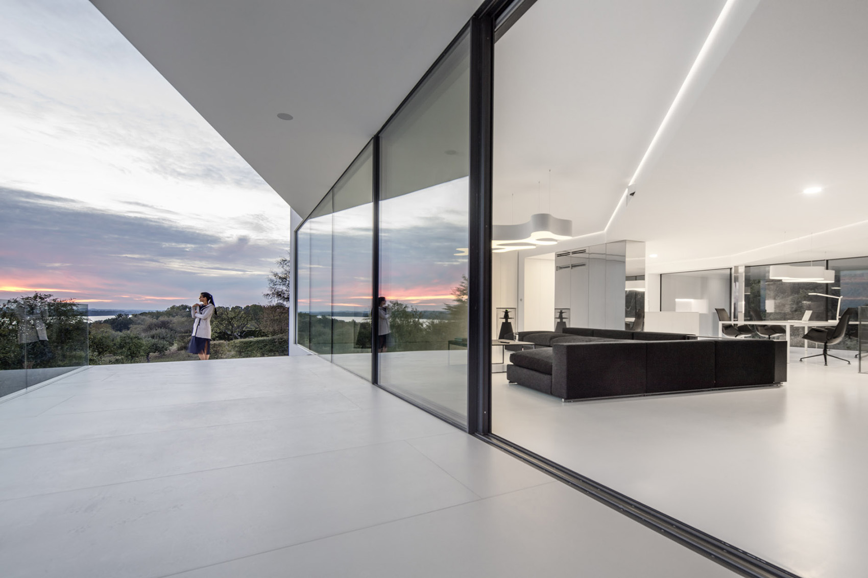 By the Way House by KWK PROMES