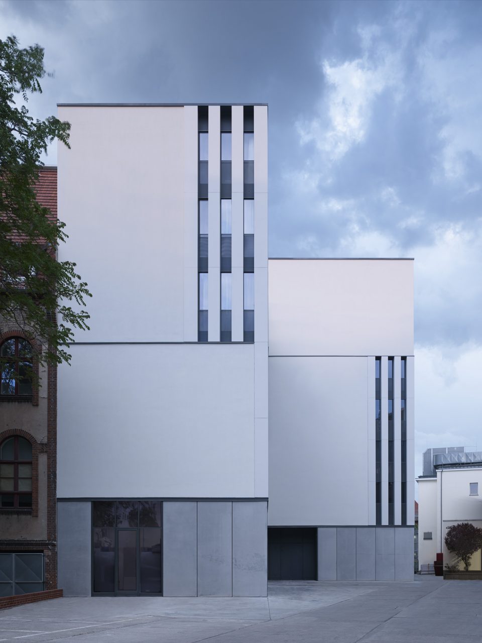 Rehearsal Stage Center of the Deutsche Theater in Berlin by gmp