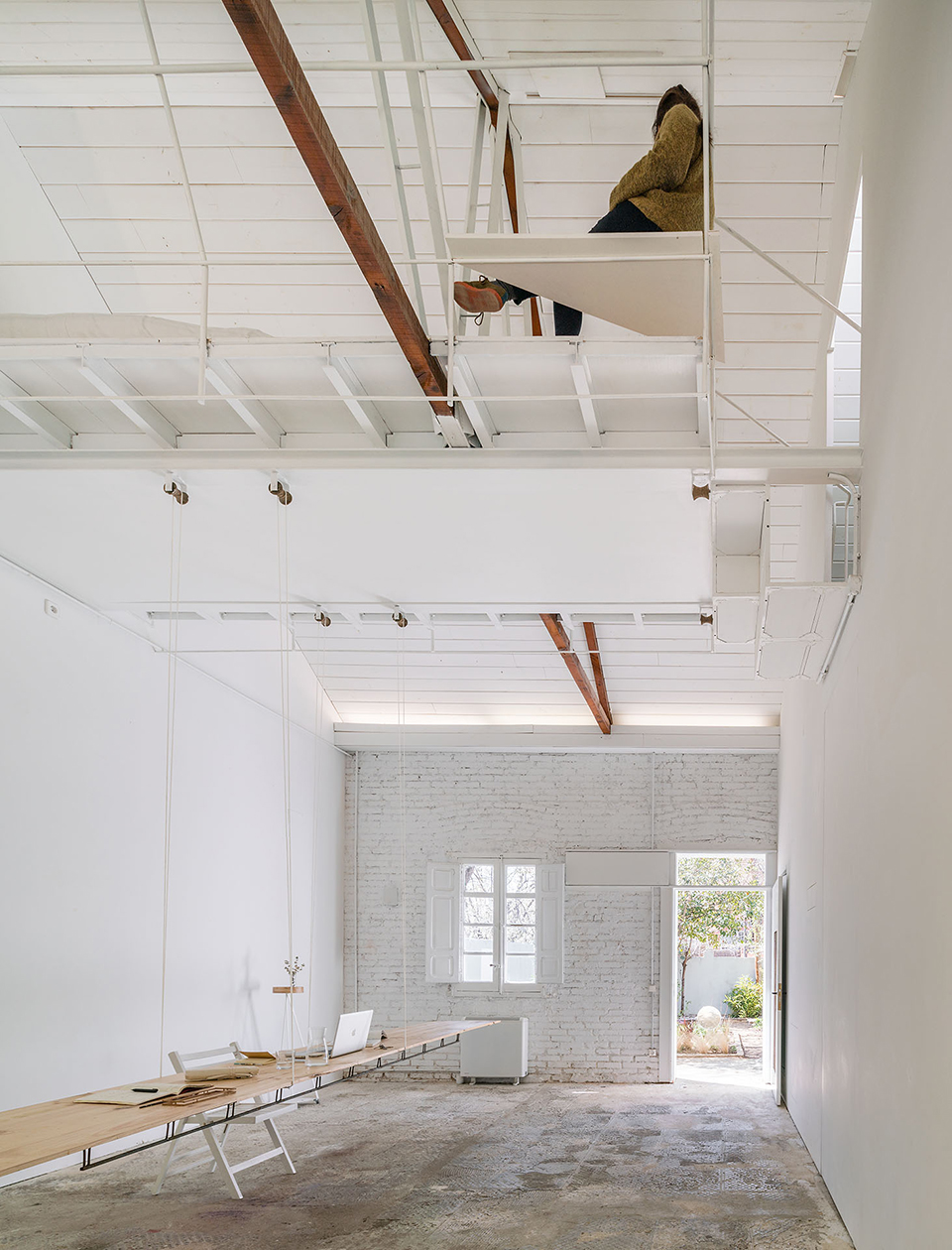 refurbishment of a small attached house by pia mendaro