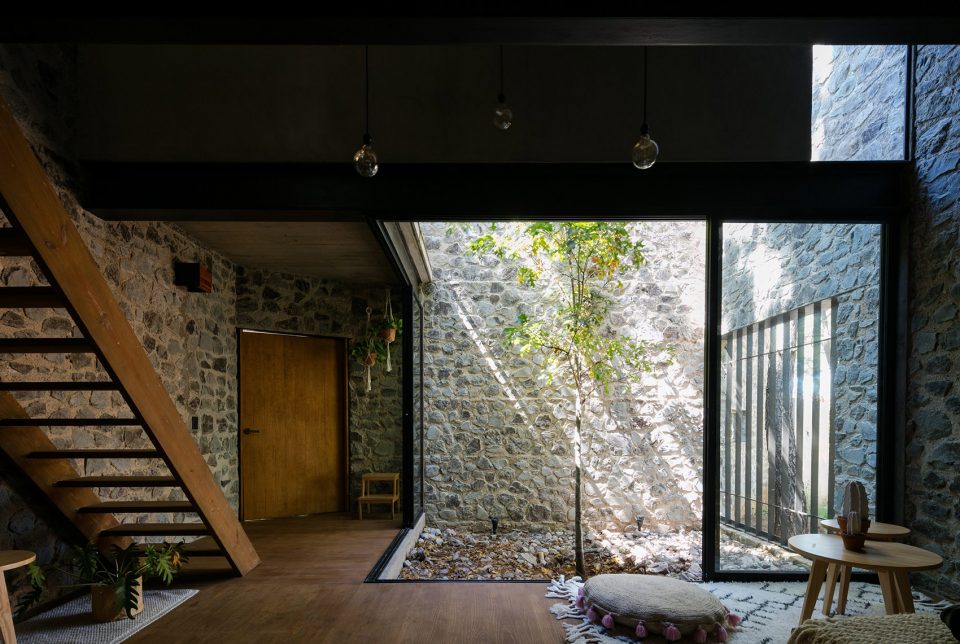 EC House by AM30 Taller de Arquitectura Stephane Arriola