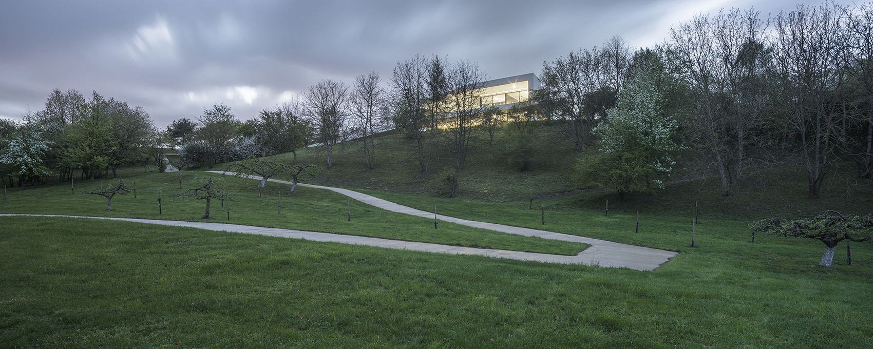 By the Way House by KWK PROMES