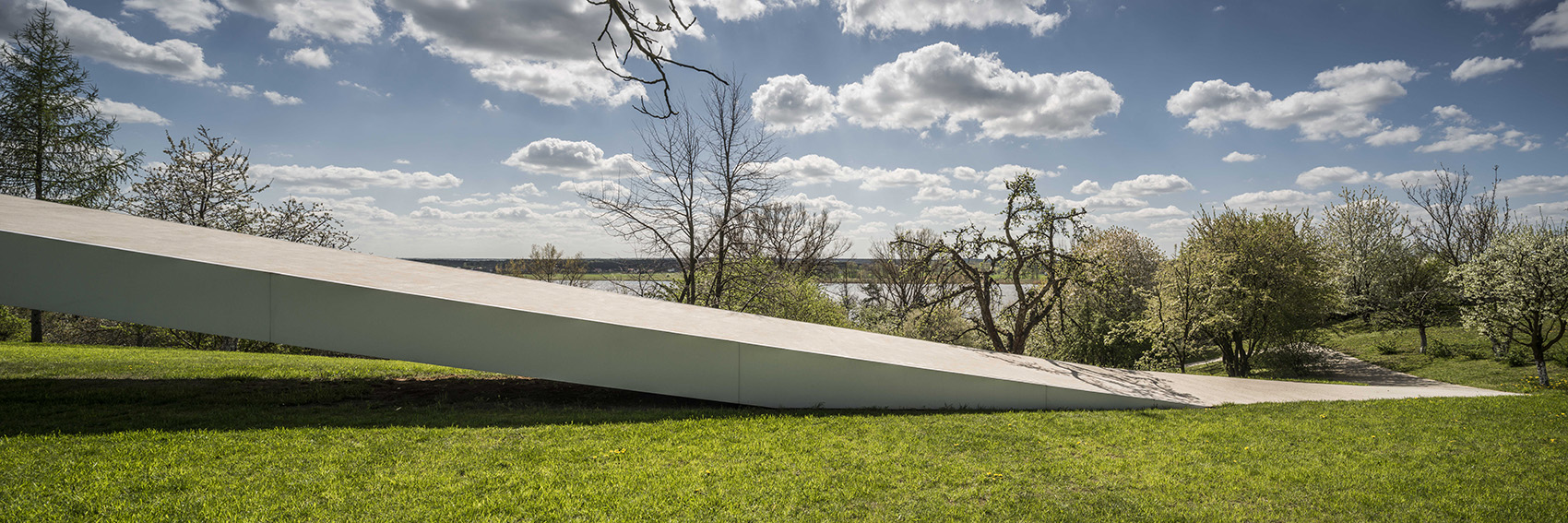 By the Way House by KWK PROMES