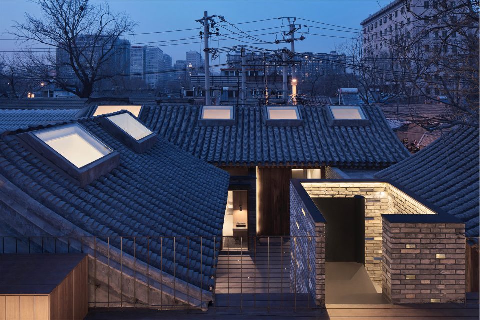 Beijing Bai TaSi Hutong courtyard house renovation by B.L.U.E. Architecture Studio