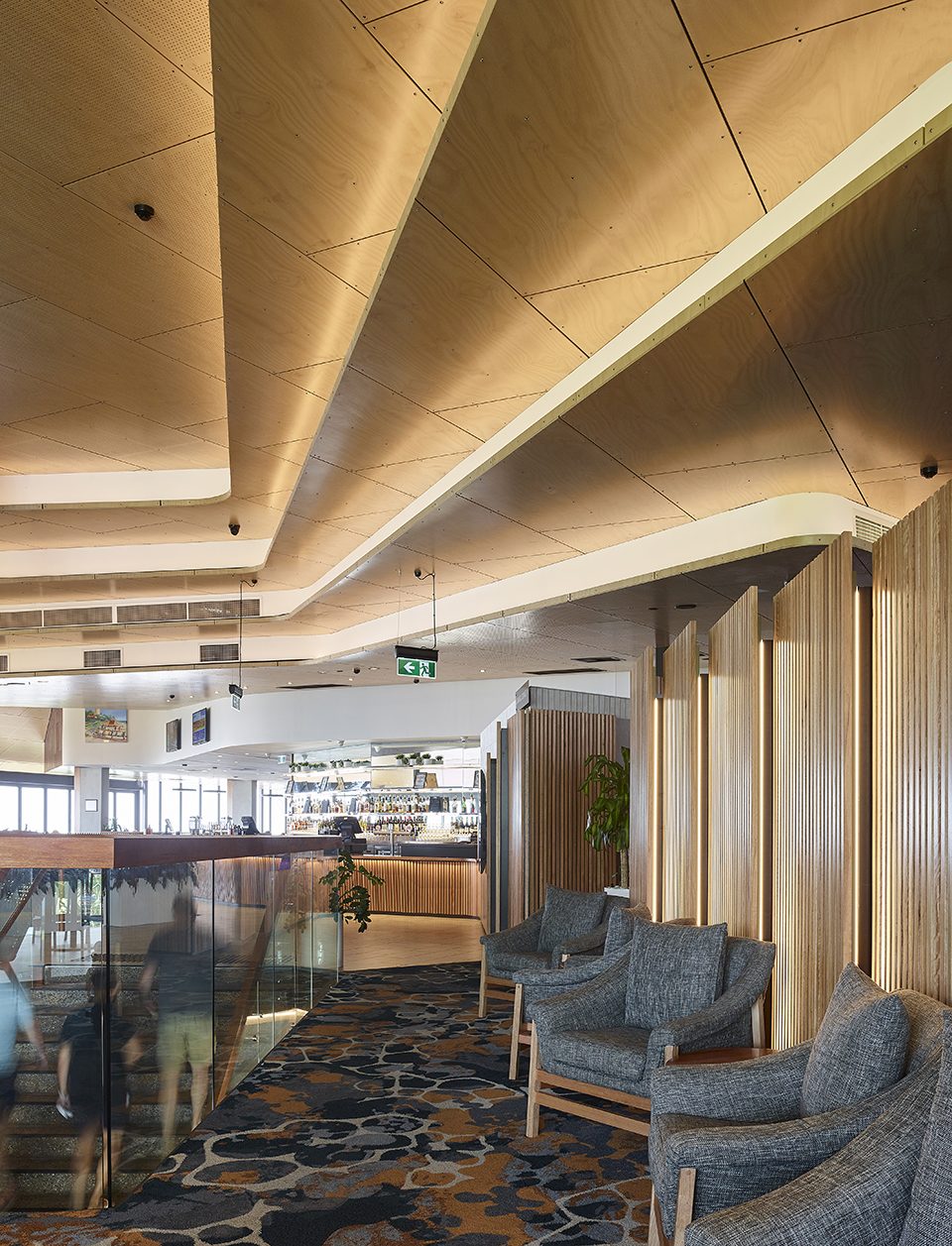 Kurrawa Surf Life Saving Club by Arkhefield