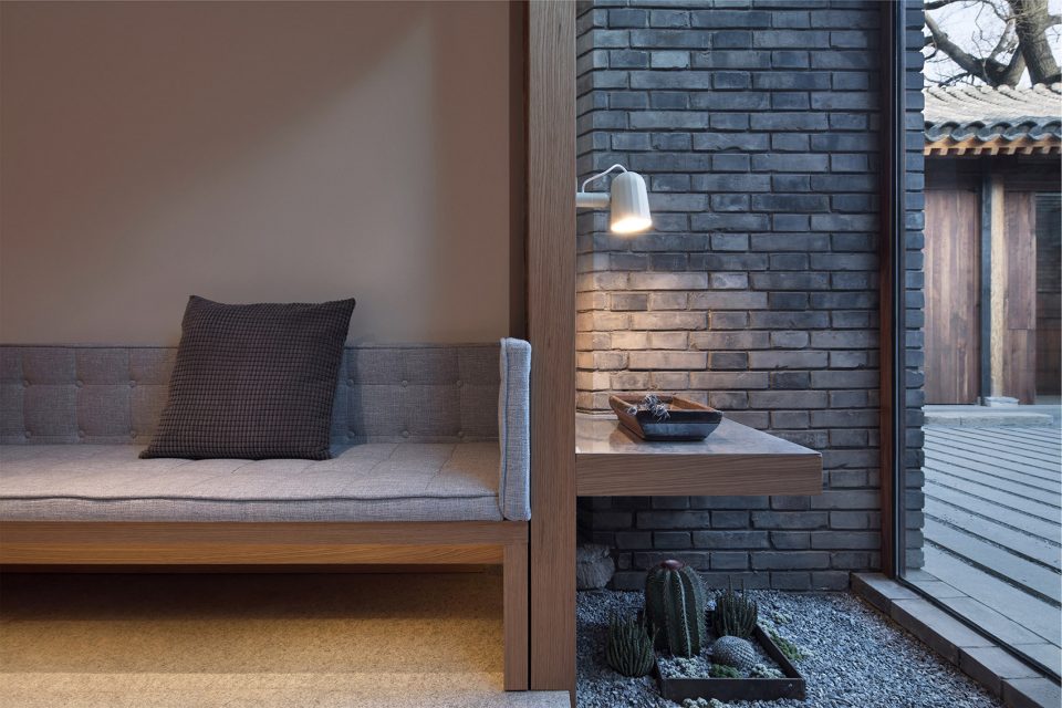 Beijing Bai TaSi Hutong courtyard house renovation by B.L.U.E. Architecture Studio