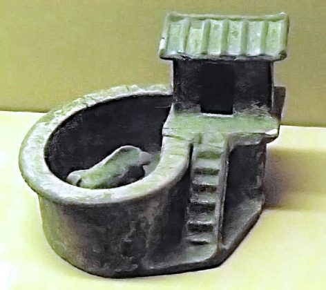 Toilet 01