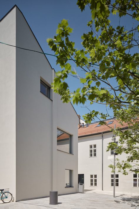 Vallo Sadovsky Architects Nadvorie BoysPlayNice 10