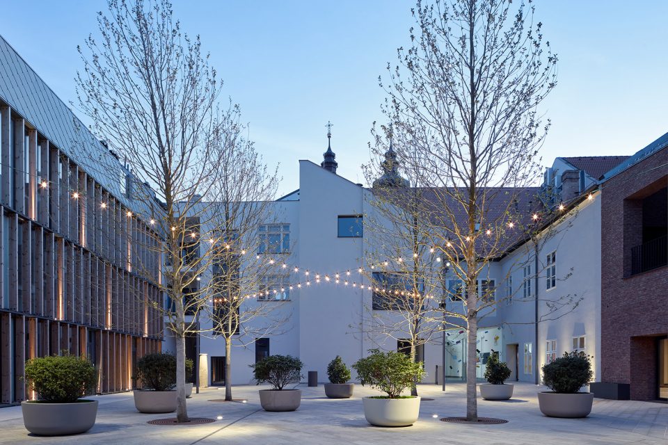 Vallo Sadovsky Architects Nadvorie BoysPlayNice 64