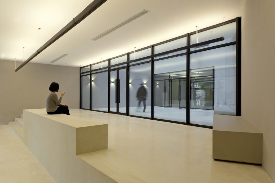 lobby 1