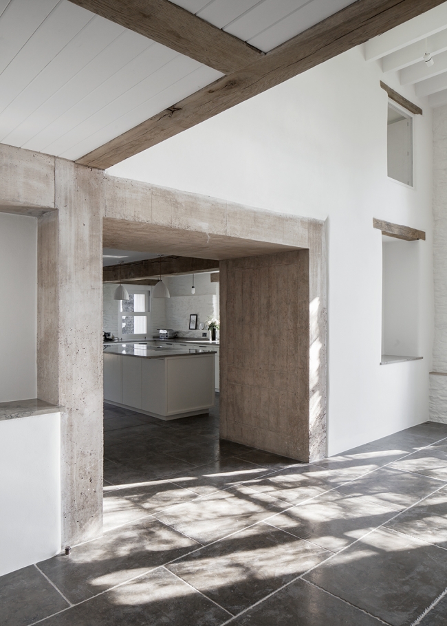 Coastal House 6a architects
