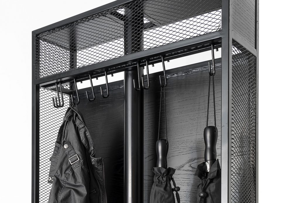 Men in Black by XS Studio for compact design