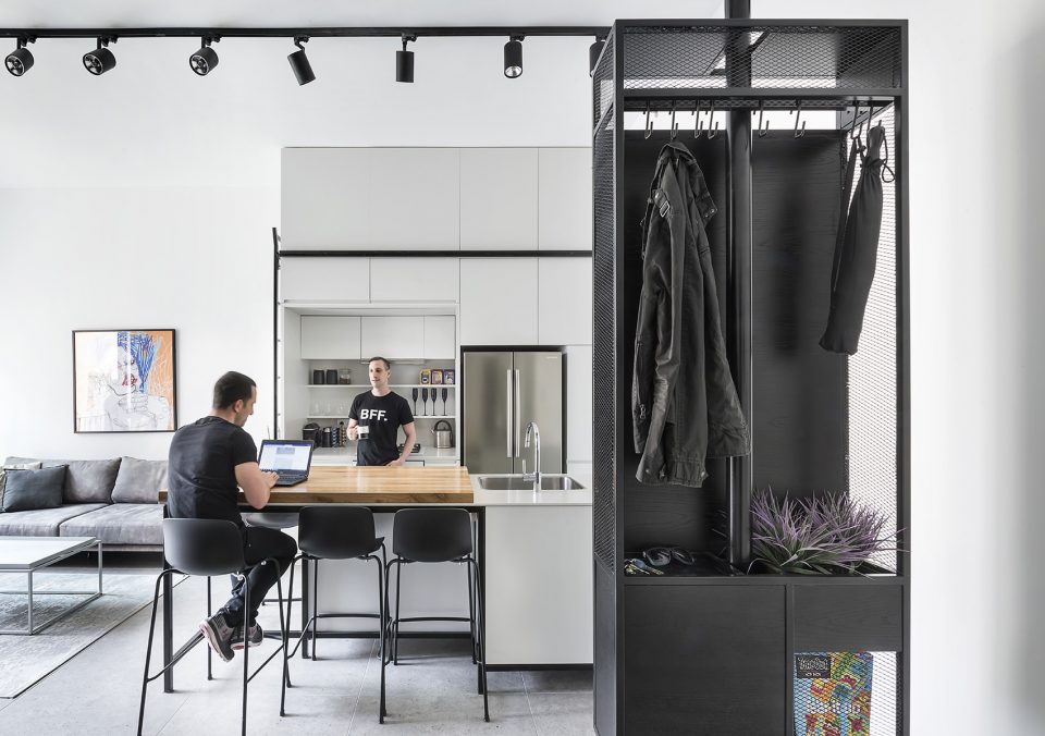 Men in Black by XS Studio for compact design