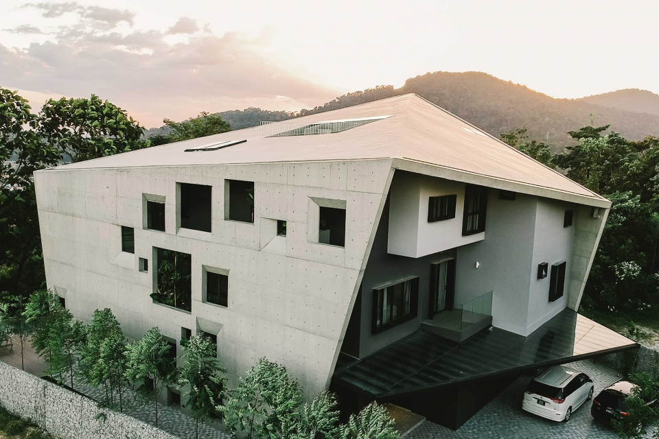 the Window House FORMZERO