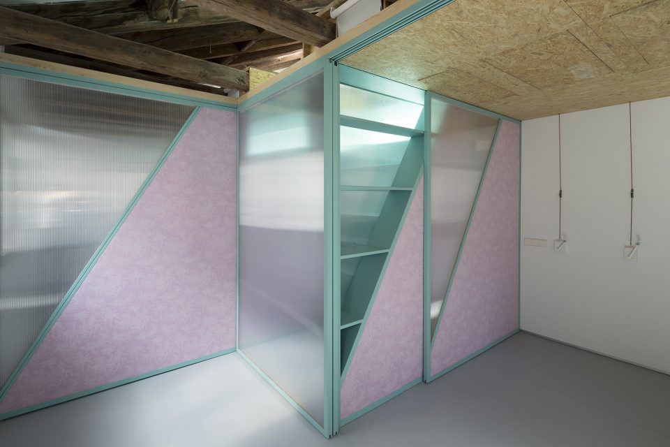 Didomestic refurbishment project for an attic in downtown Madrid by elii