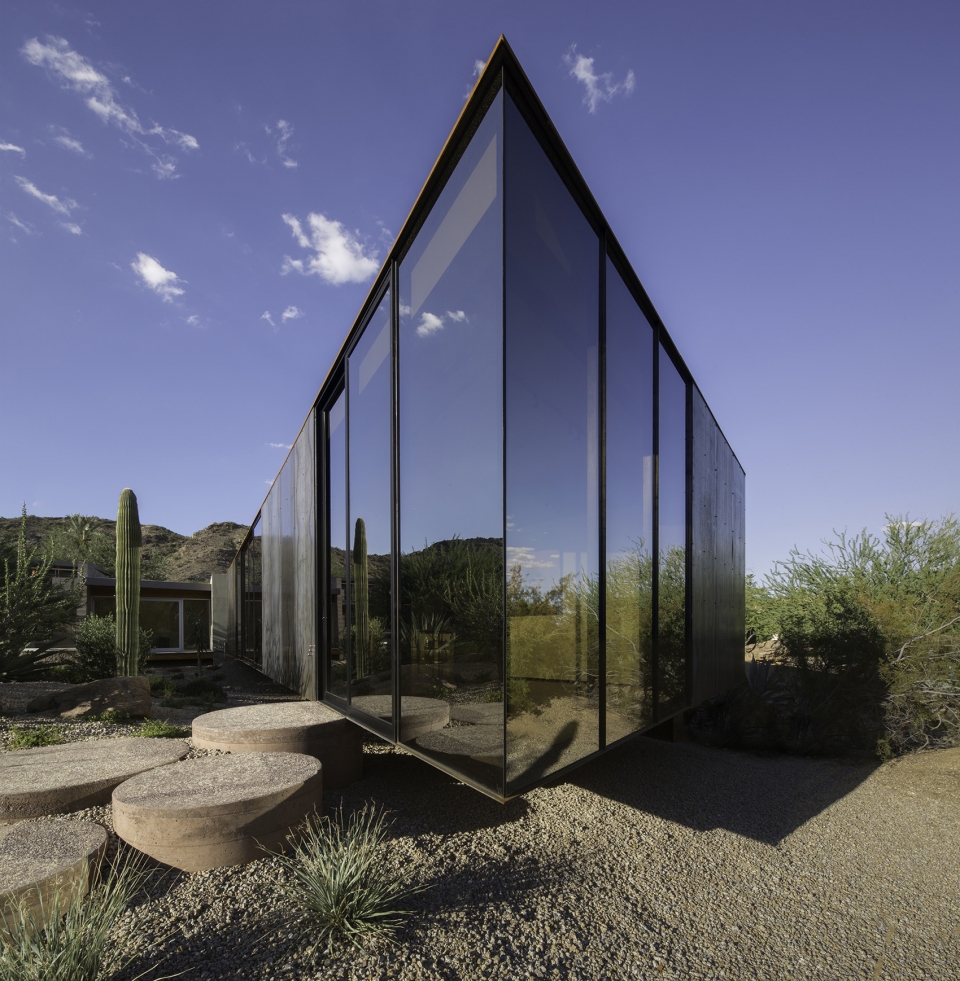 the little art studio by chen suchart studio llc
