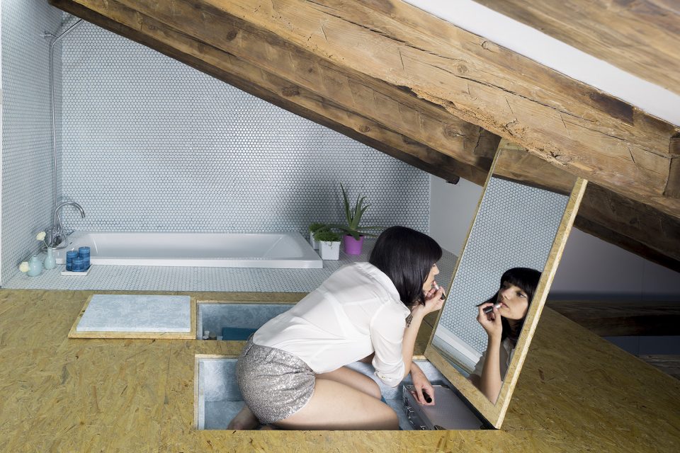Didomestic refurbishment project for an attic in downtown Madrid by elii