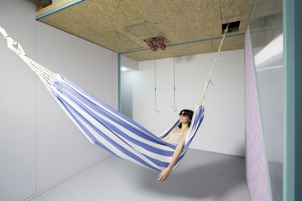 Didomestic refurbishment project for an attic in downtown Madrid by elii