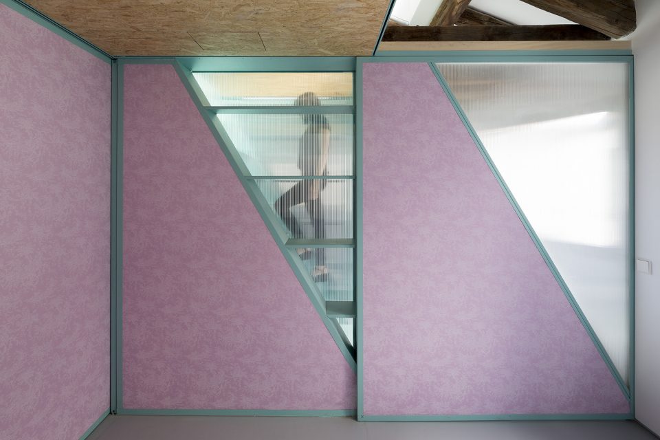 Didomestic refurbishment project for an attic in downtown Madrid by elii