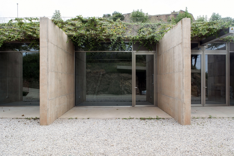 contemporary arts center and hotel at the former xixth century fortres of sant julia de ramis girona by fuses viader arquitectes