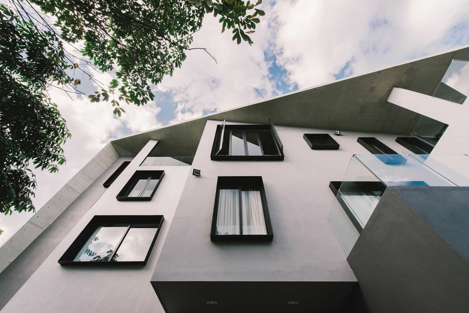 the Window House FORMZERO