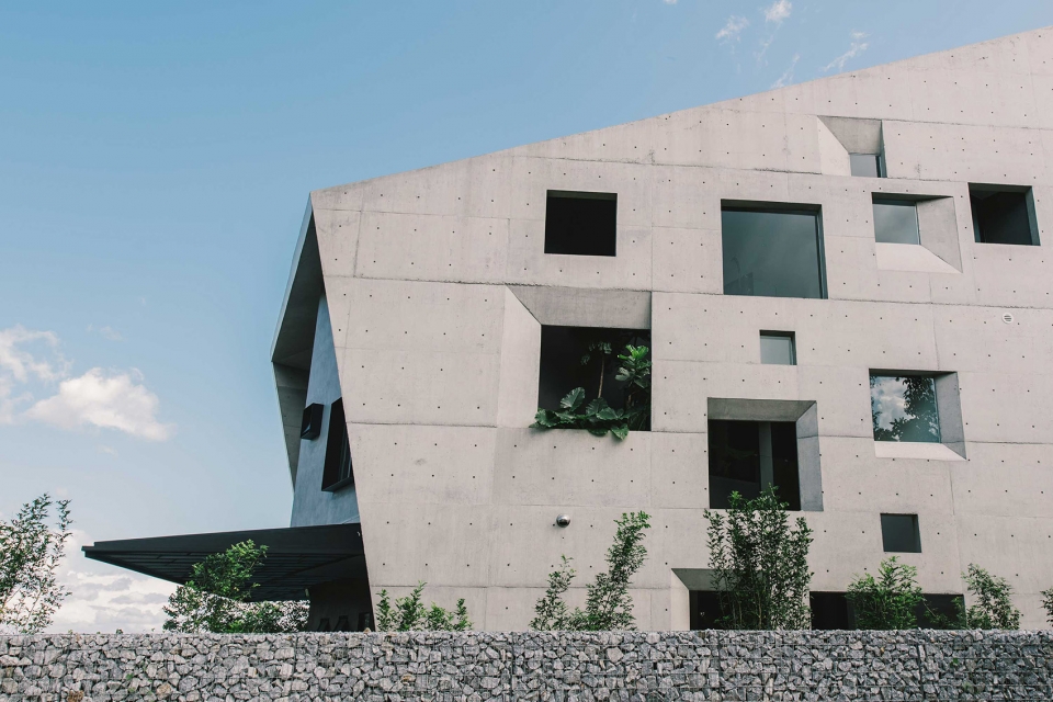 the Window House FORMZERO