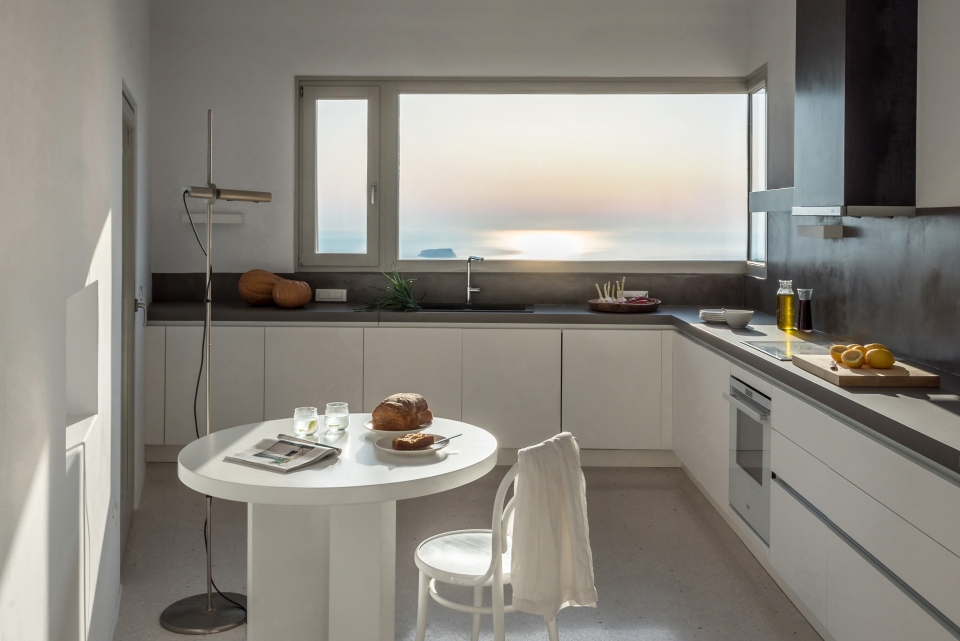 summer residence in pyrgos by kapsimalis architects