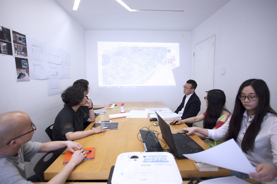 gooood interview li xinggang working4 1