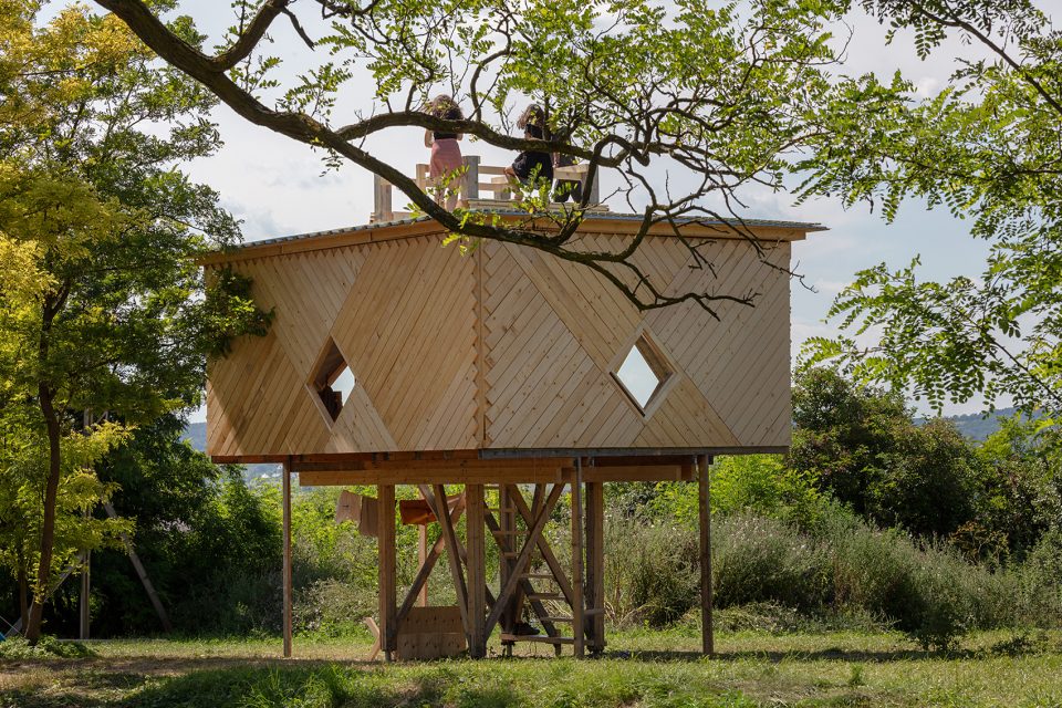 hello wood cabin fever international architects built seven cabin prototypes