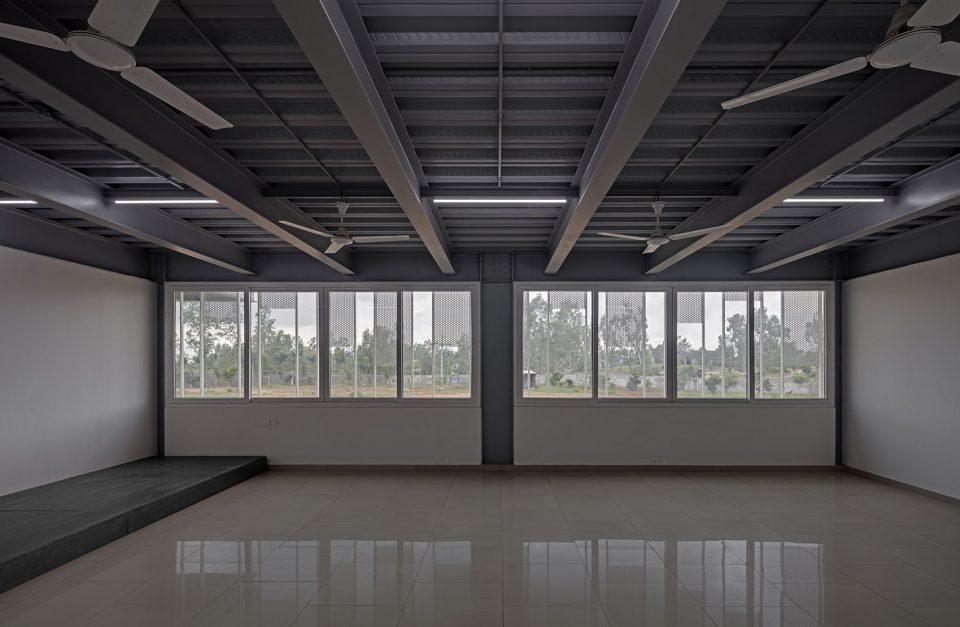 CMRU Admin and Academic Block India by M9 Design Studio