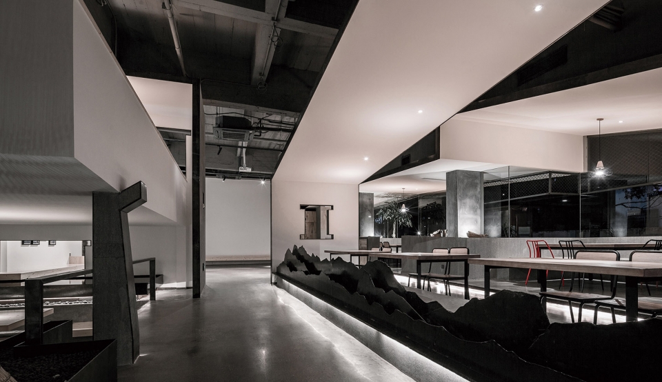 Xiamen HAIGAN Xiaoyouyu Seafood Restaurant China by Xiamen Fancy Design Decoration Co. Ltd.