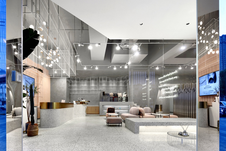 V’amis LIFESTYLE China by TURING DESIGN