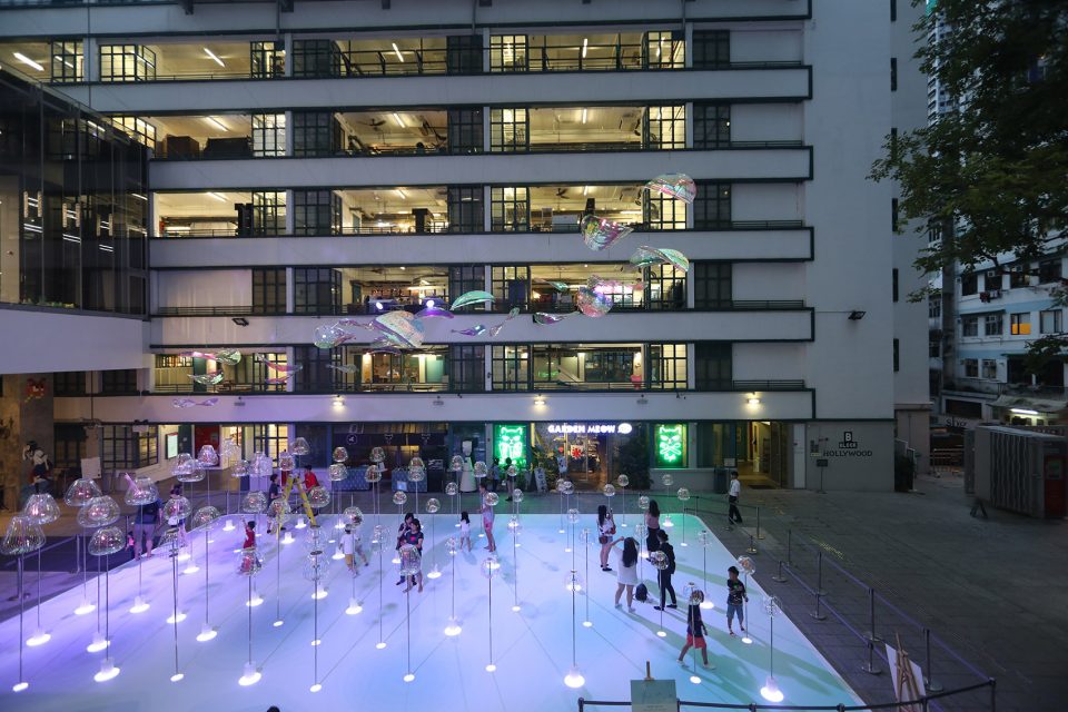 22Cuddle Bubble22 Hong Kong by Aaam