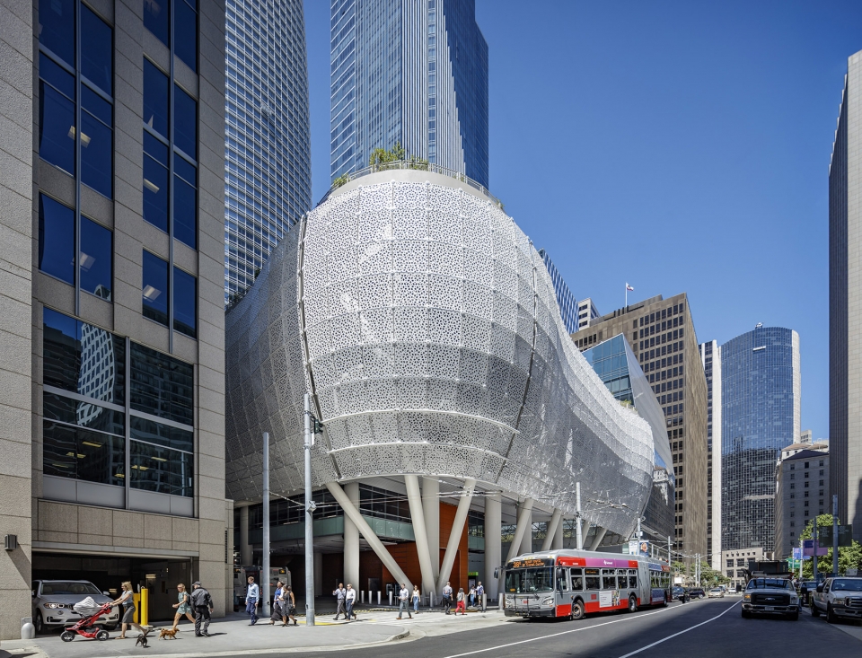 Salesforce Transit Center Street 02