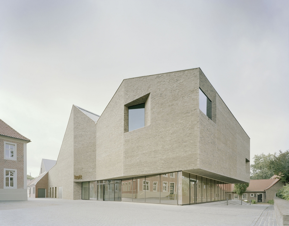 kult kulturhistorisches zentrum westmunsterland by pool leber architekten