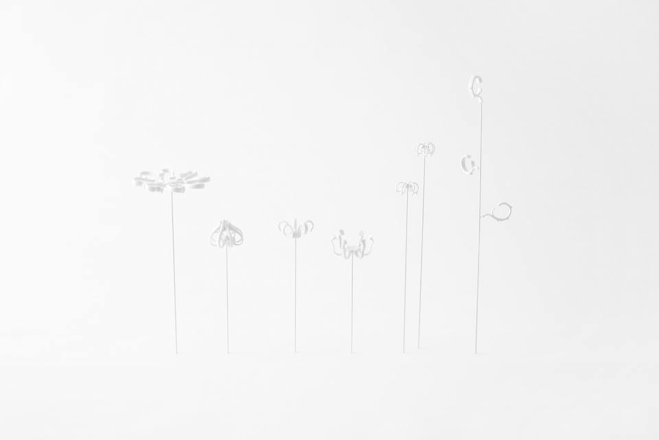 hasu and handle flower for sevres by nendo