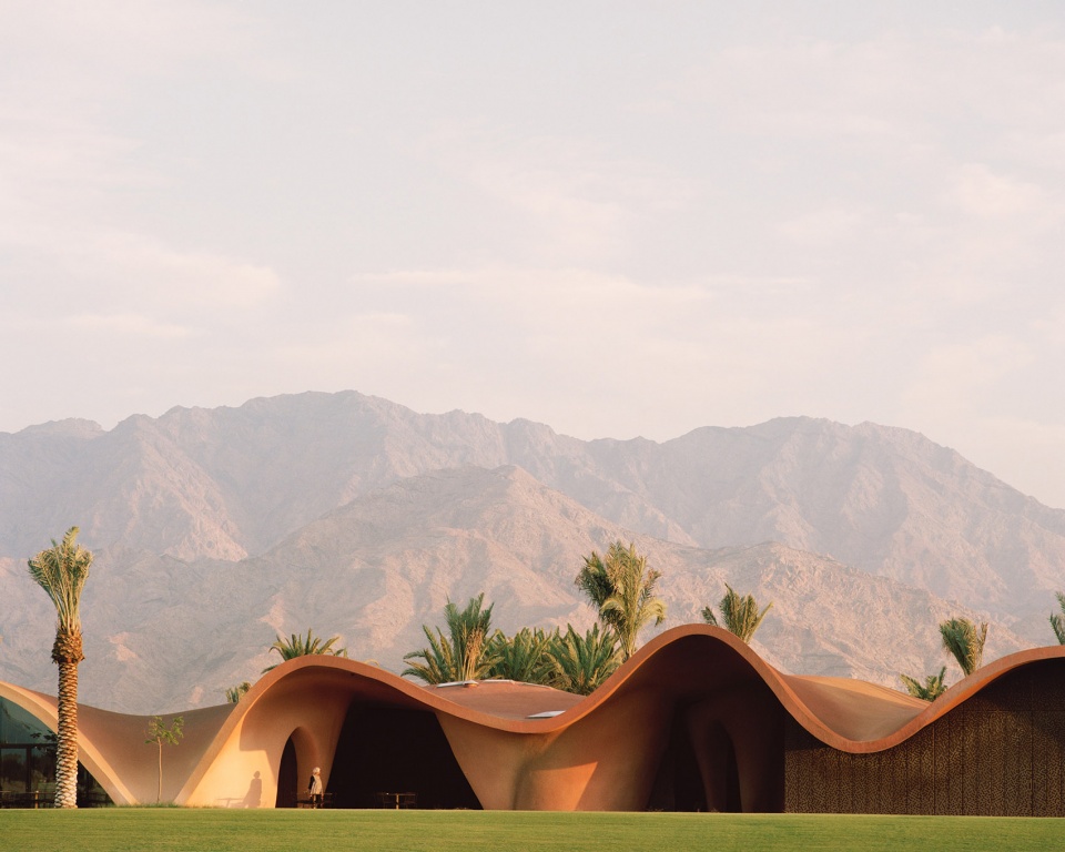 ayla golfclub by oppenheim architecture