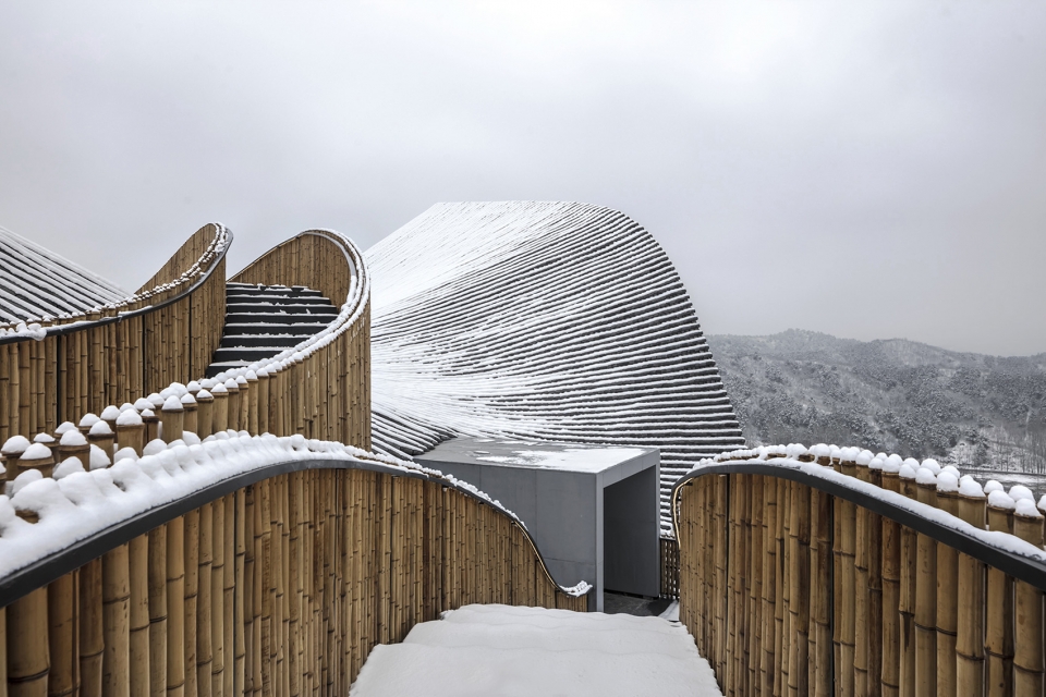 hilltop gallery china by deep architects