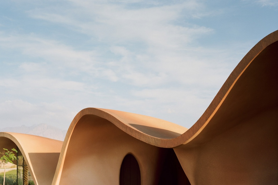 ayla golfclub by oppenheim architecture