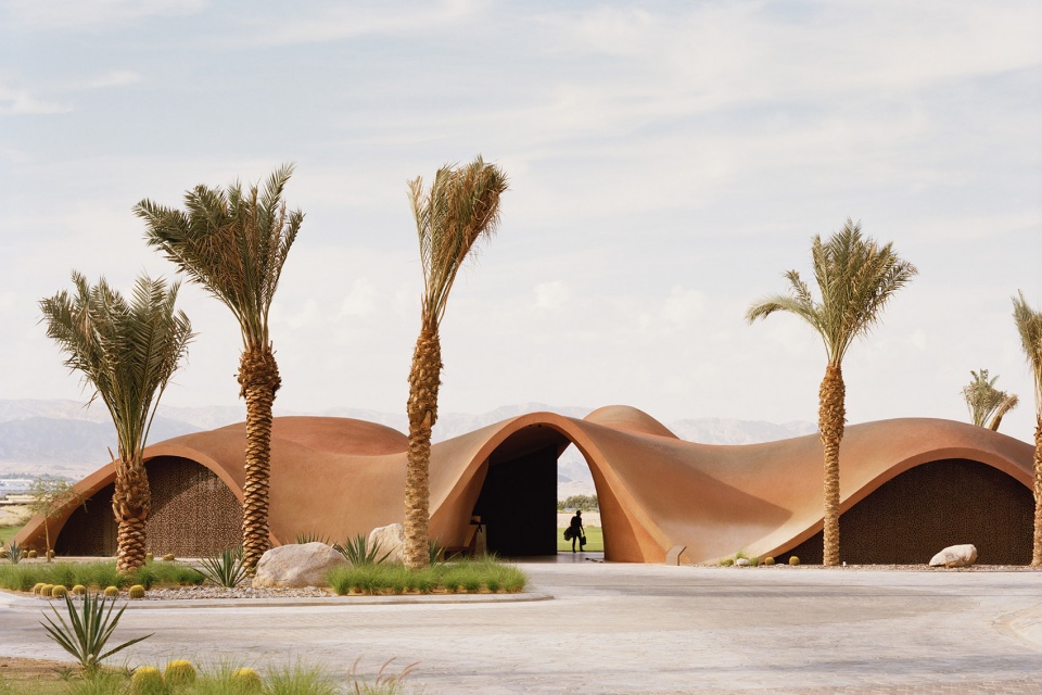 ayla golfclub by oppenheim architecture