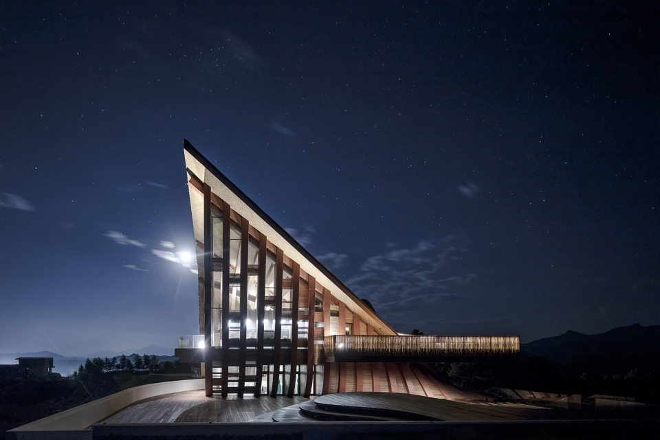hilltop gallery china by deep architects