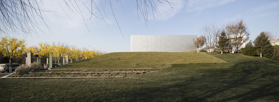 a library in the cloud Lacime architecture