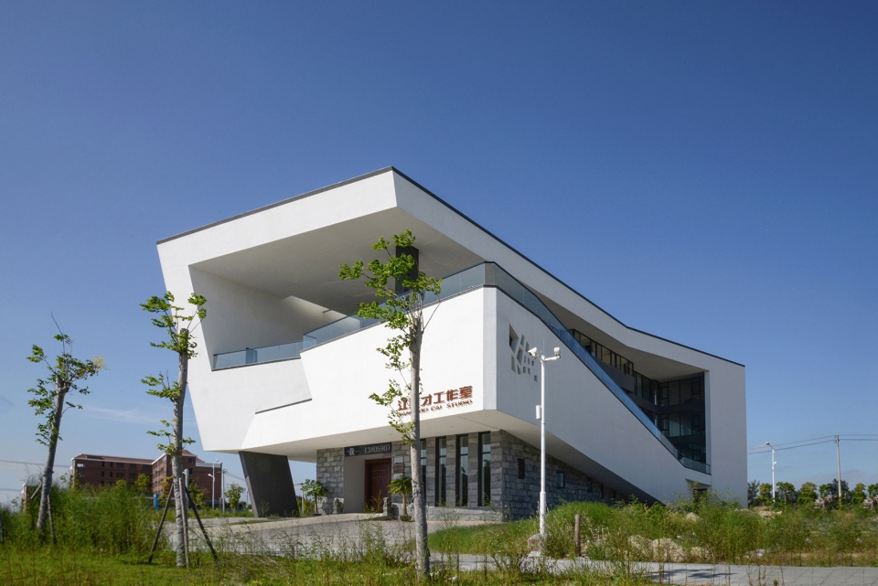 J Carving art studio Design China by Yin Peiru Architecture Studio